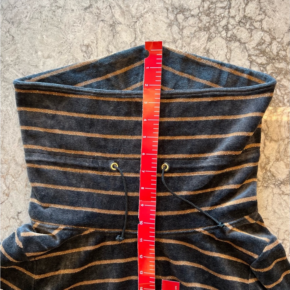 Zenergy by Chico’s Velour Lurex Stripe Cowl Neck Top - Chico’s Size 1 / Medium - Picture 8 of 15